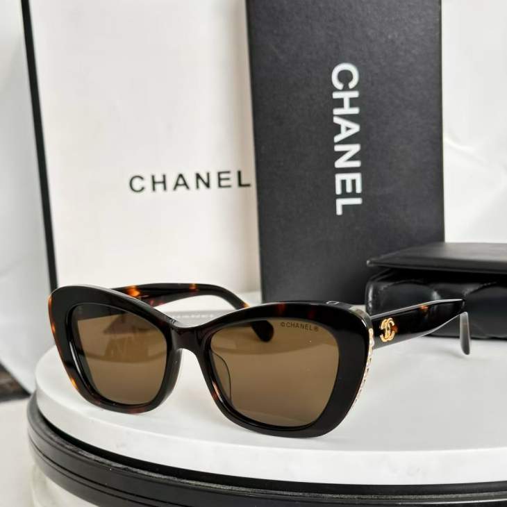 Picture of Chanel Sunglasses _SKUfw77293791fw